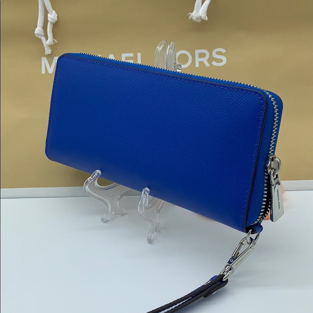 MICHAEL KORS JET SET TRAVEL LG TRVL CONTINENTAL - Picture 10 of 16